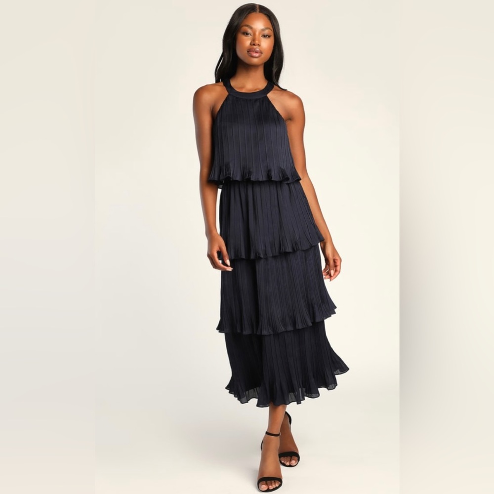 Lulus tier and far plisse dress size XS